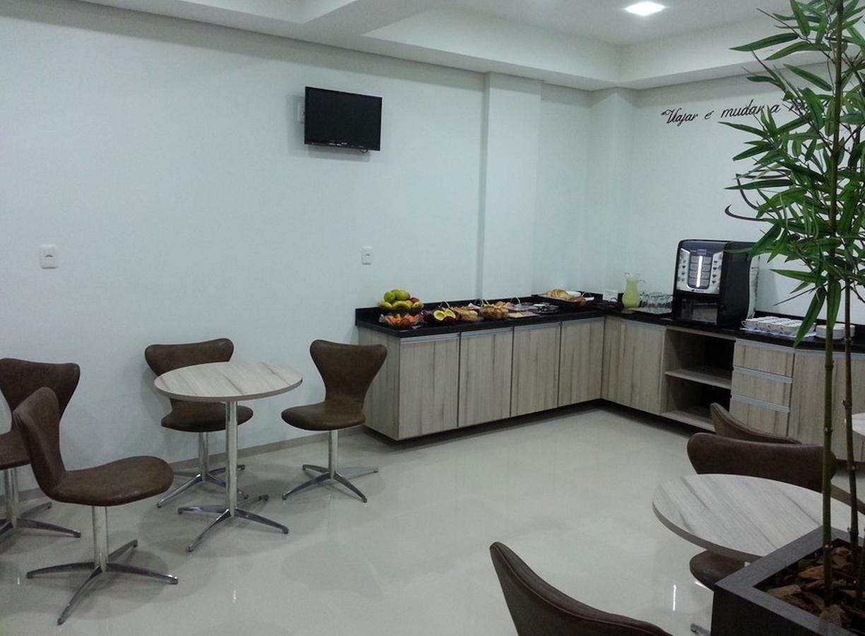 Hotel Vanes Coronel Freitas Экстерьер фото